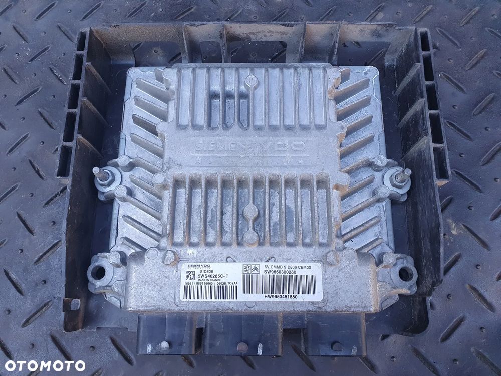 CITROEN C2 C3 1.4HDI ECU KOMPUTER STEROWNIK SILNIKA SID806 5WS40285C-T 9660300280 9653451880 - 1