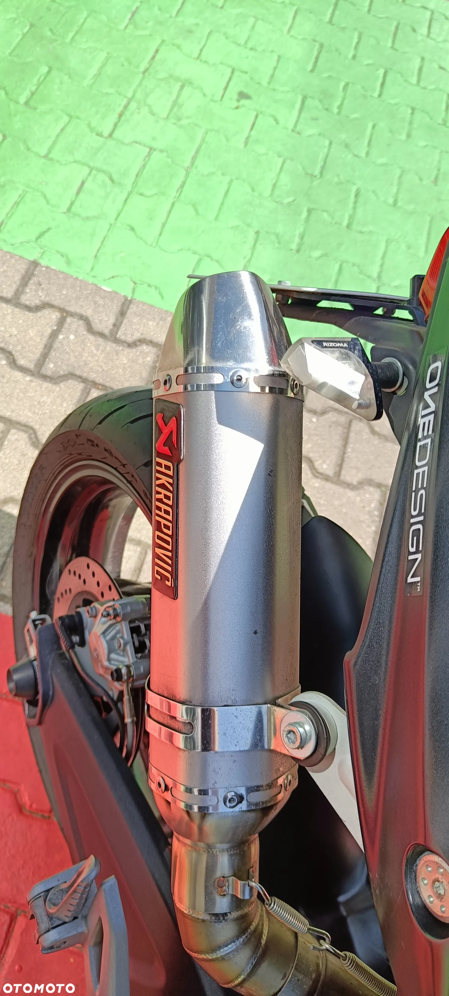 Ducati Monster - 16