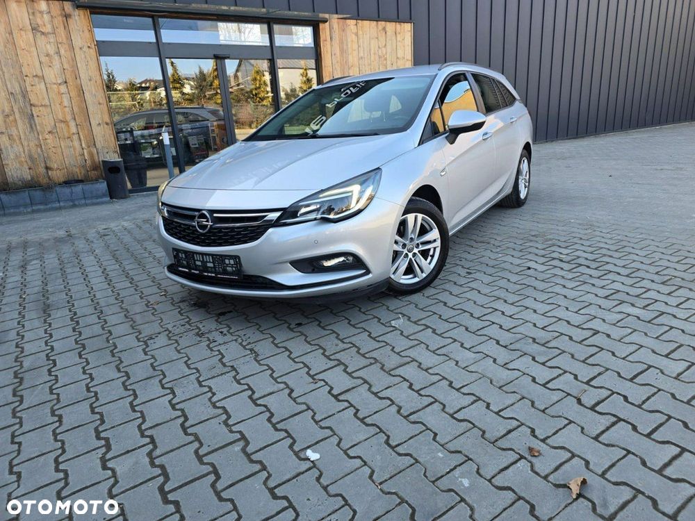 Opel Astra - 1