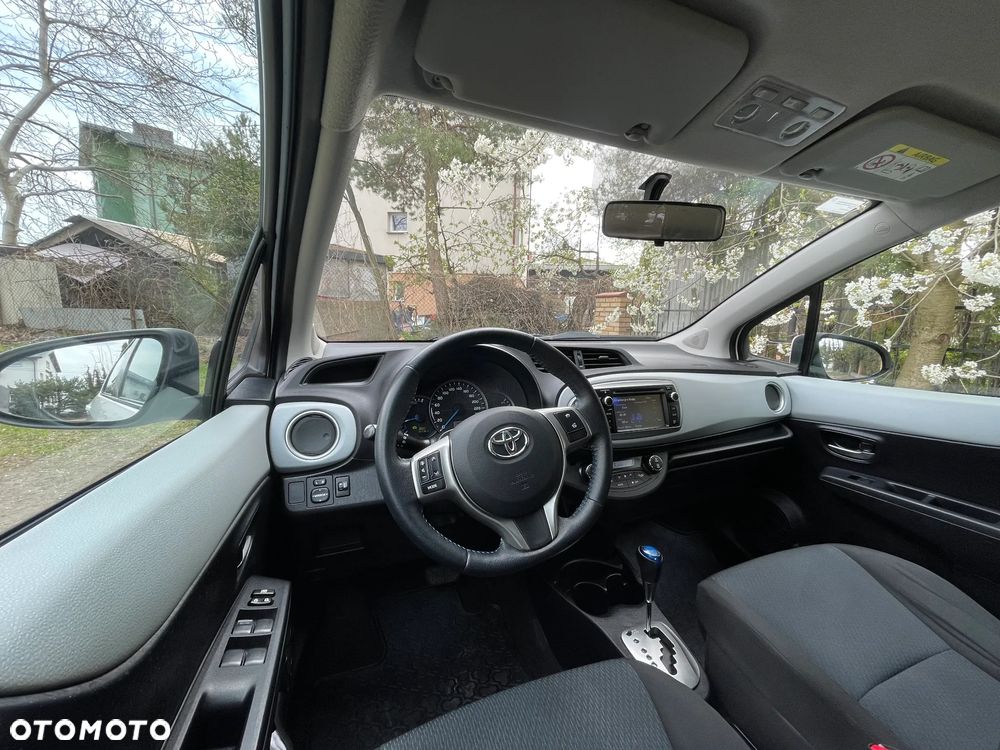 Toyota Yaris - 7