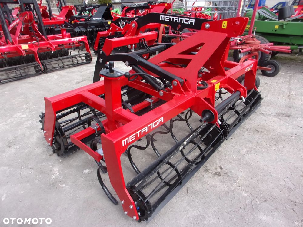 Bomet Agregat zębowy uprawowo-przedsiewny 3,2m 3,6m 4,2m 5,0m Euro-Masz, Metanga, Agregat zębowy uprawowo-siewny Metanga, Agro-Masz, Euro-Masz - 38