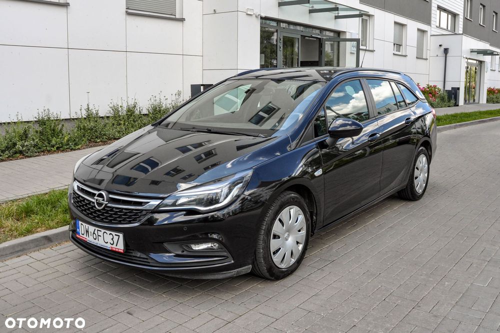 Opel Astra - 1
