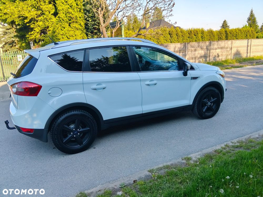 Ford Kuga 2.0 TDCi 4x4 Titanium - 8