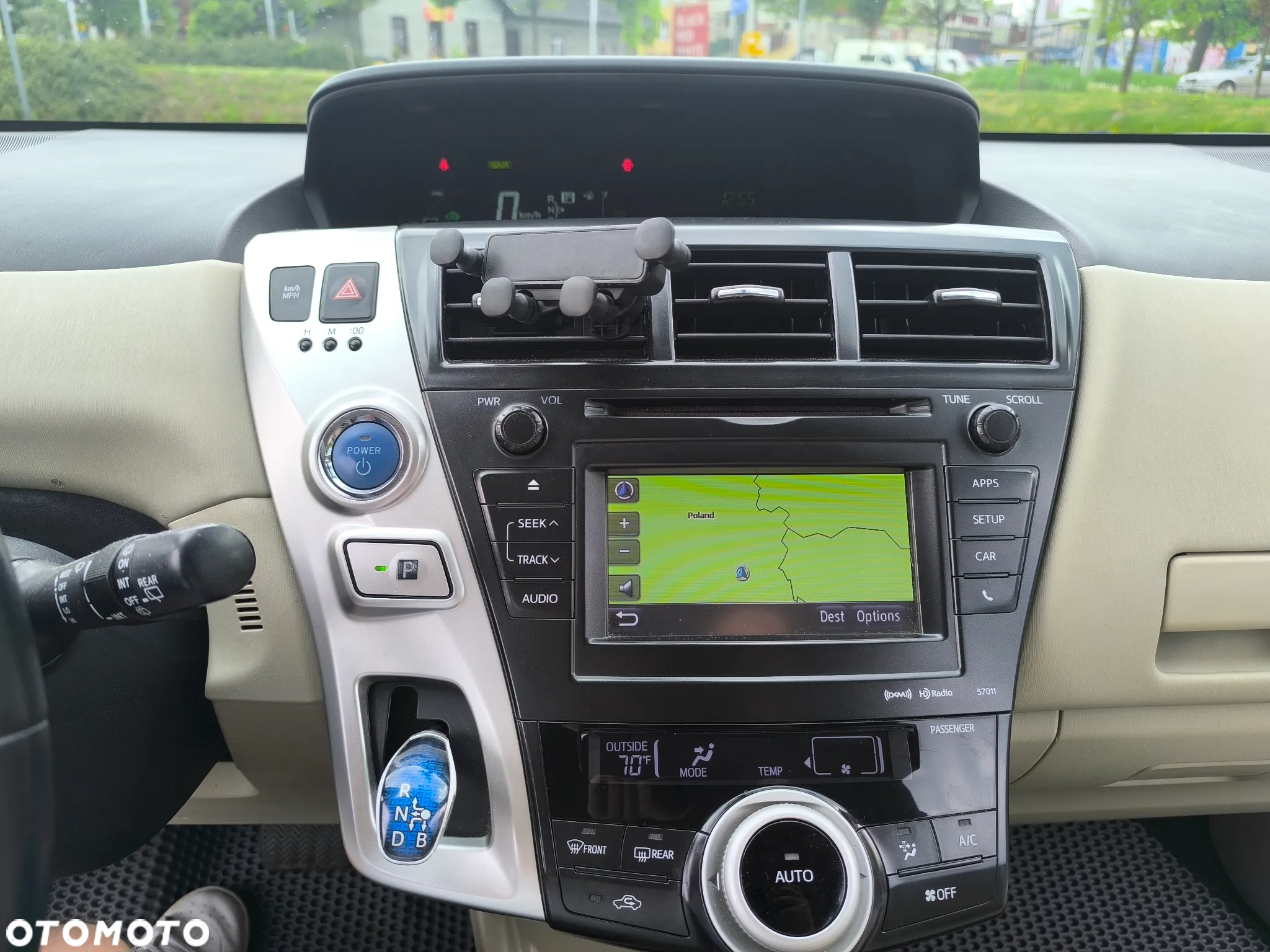 Toyota Prius+ - 14