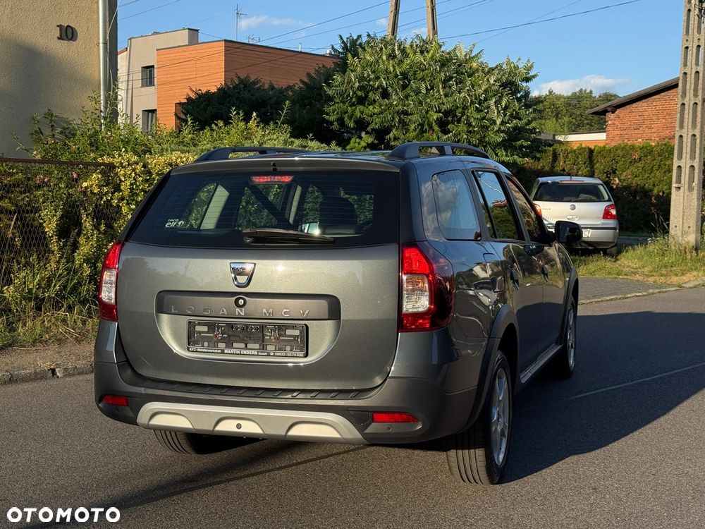 Dacia Logan TCe 90 S&S Stepway Celebration - 10