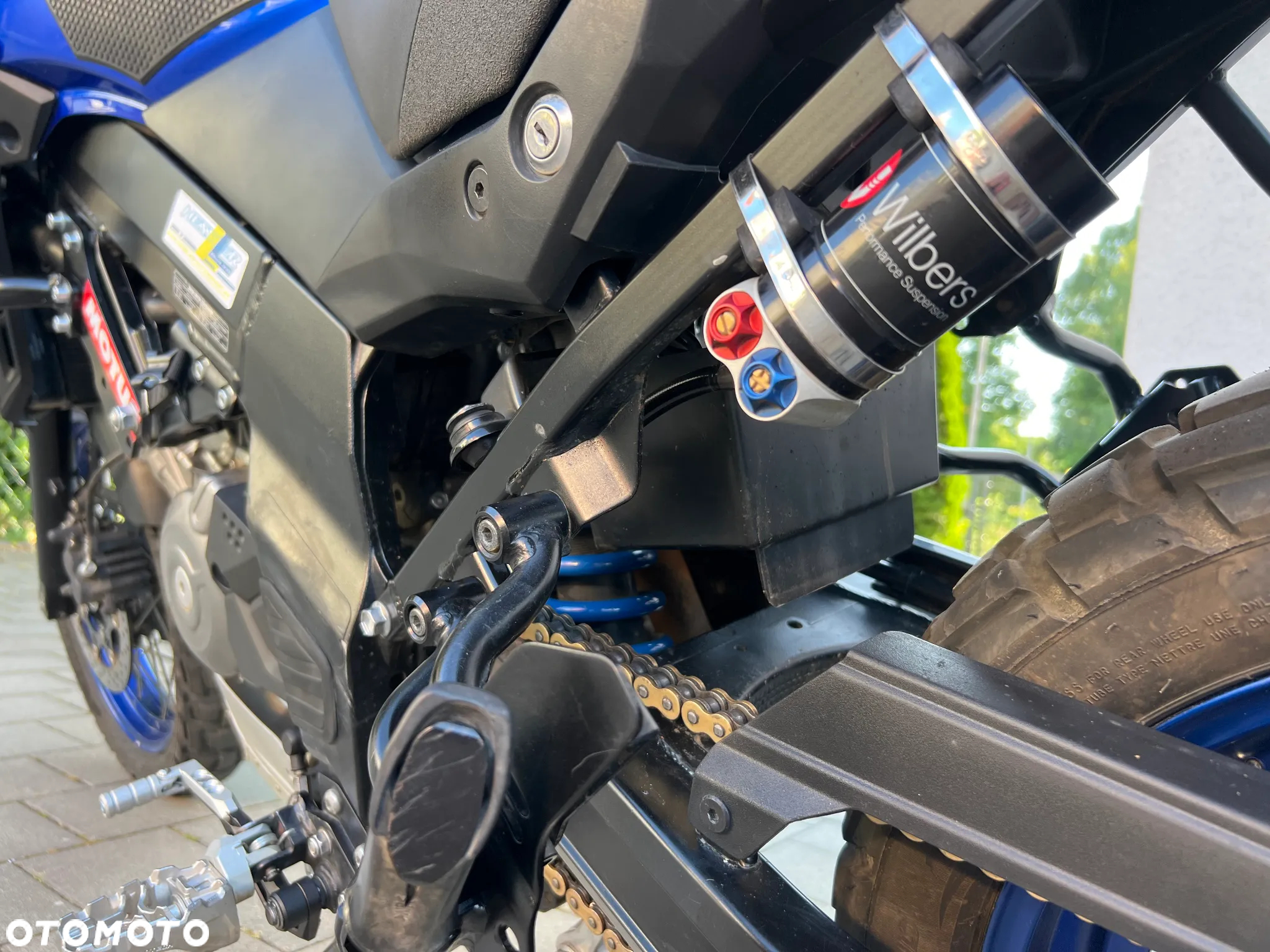 Suzuki V-STROM - 5