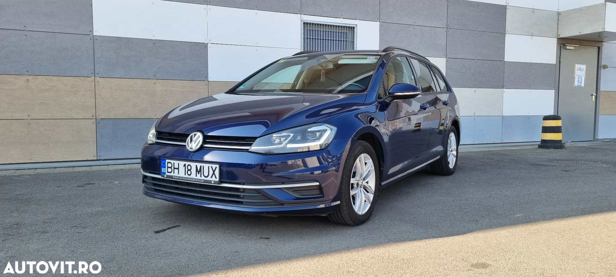 Volkswagen Golf 2.0 TDI SCR DSG Comfortline - 2