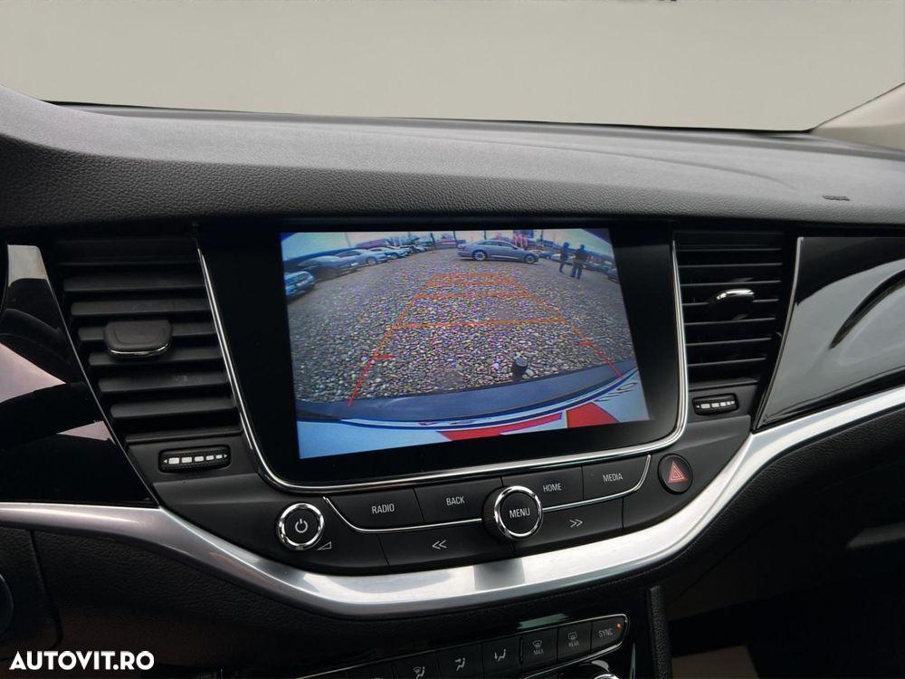 Opel Astra 1.6 Turbo ECOTEC Start/Stop Dynamic Aut. - 31