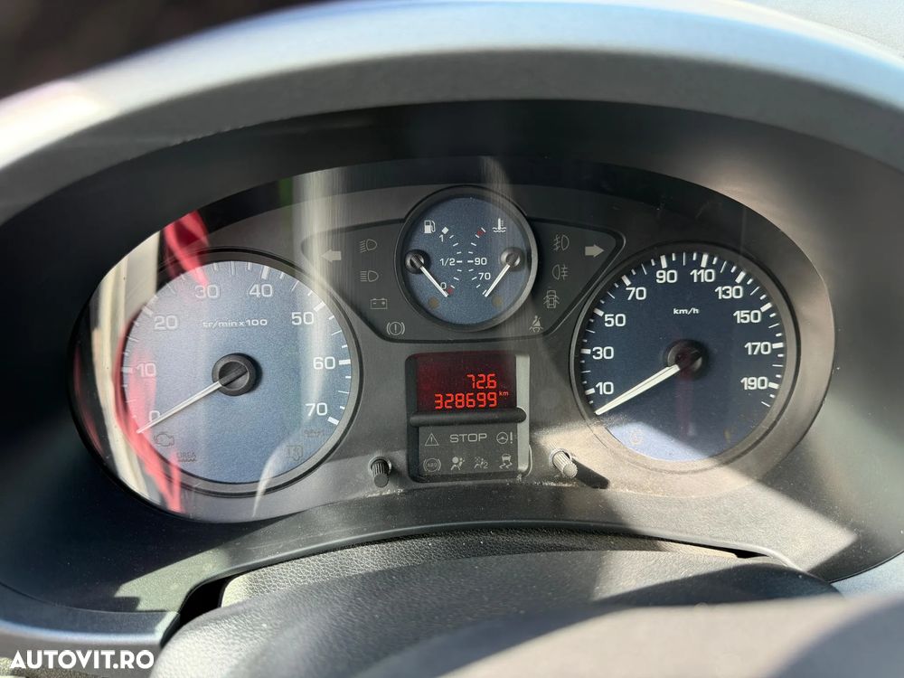 Peugeot Partner Combi 75 CP Confort FAP - 11