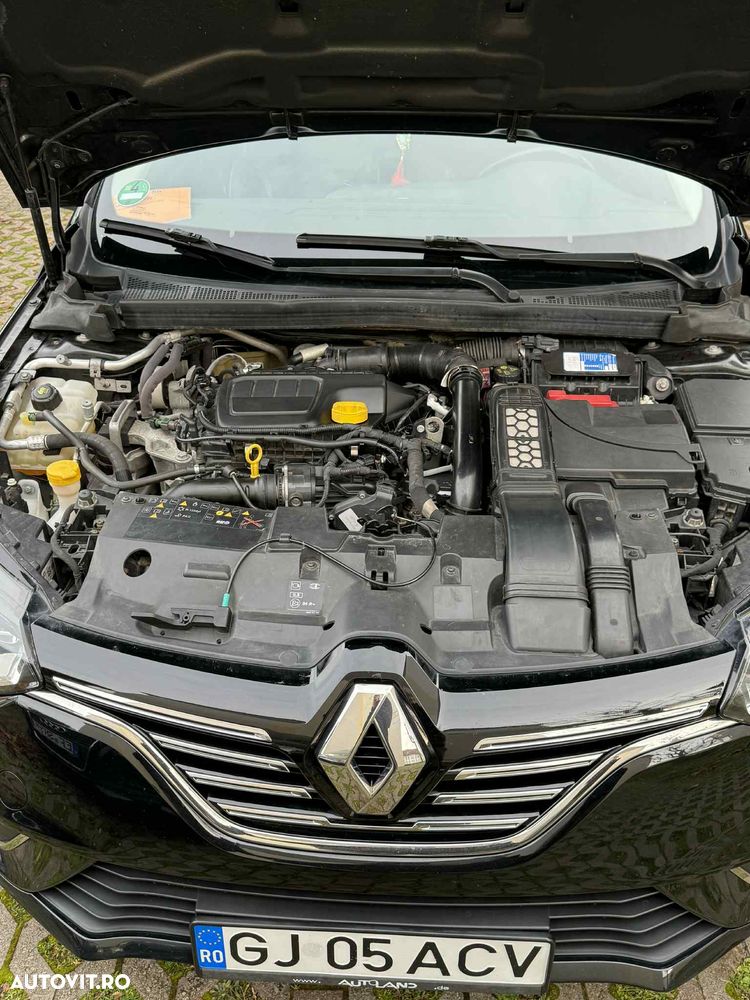 Renault Megane ENERGY dCi 130 BOSE EDITION - 8