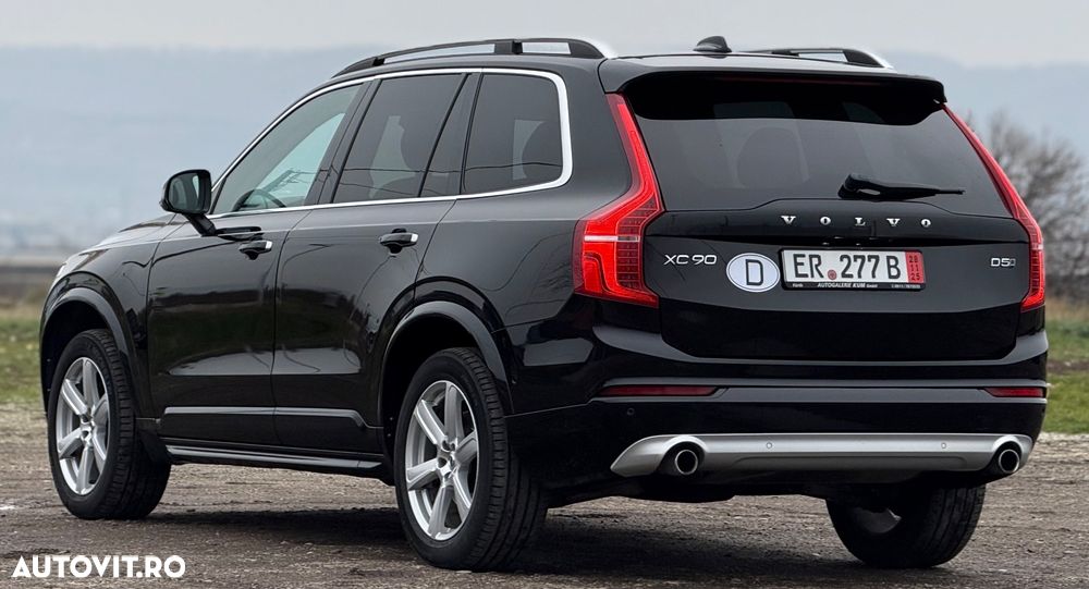 Volvo XC 90 D5 AWD Geartronic Momentum - 35