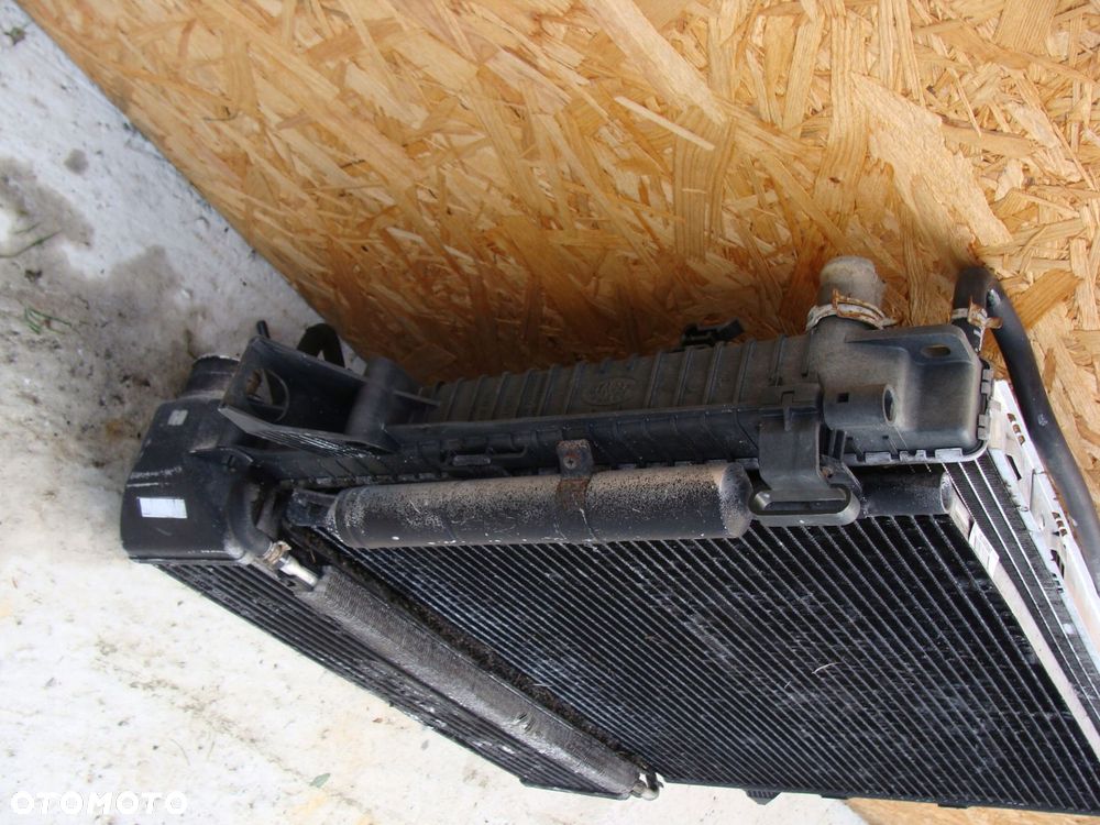 chłodnice wody klimy intercooler land rover discovery iv pcc500060 - 3