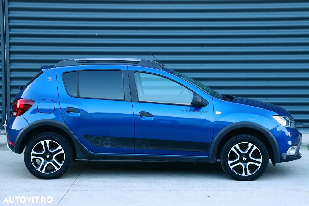 Dacia Sandero Stepway Blue dCi 95 Celebration - 28