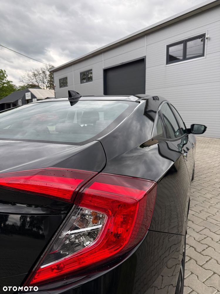 Honda Civic 1.5 T Elegance - 7