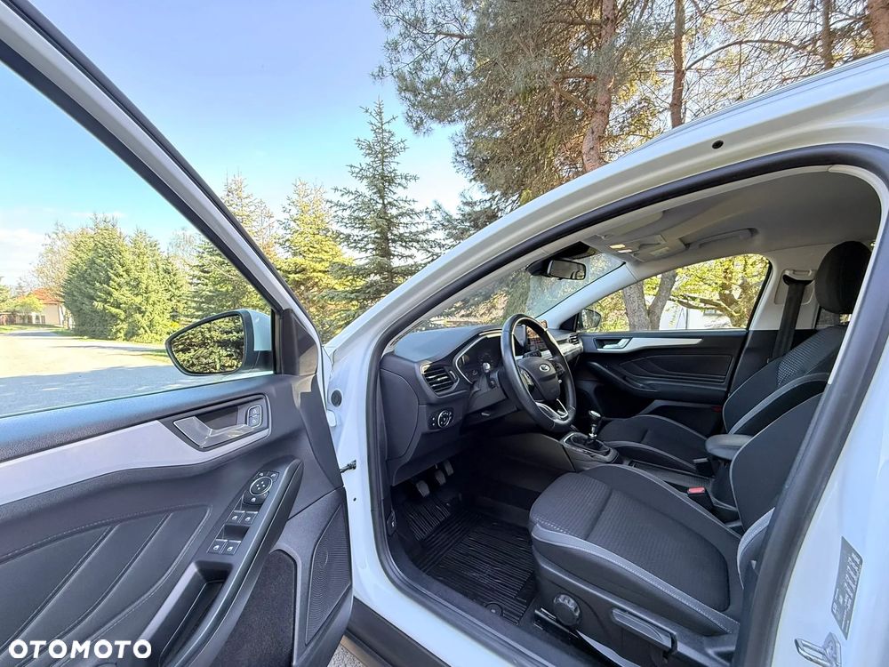 Ford Focus 1.0 EcoBoost Titanium - 13