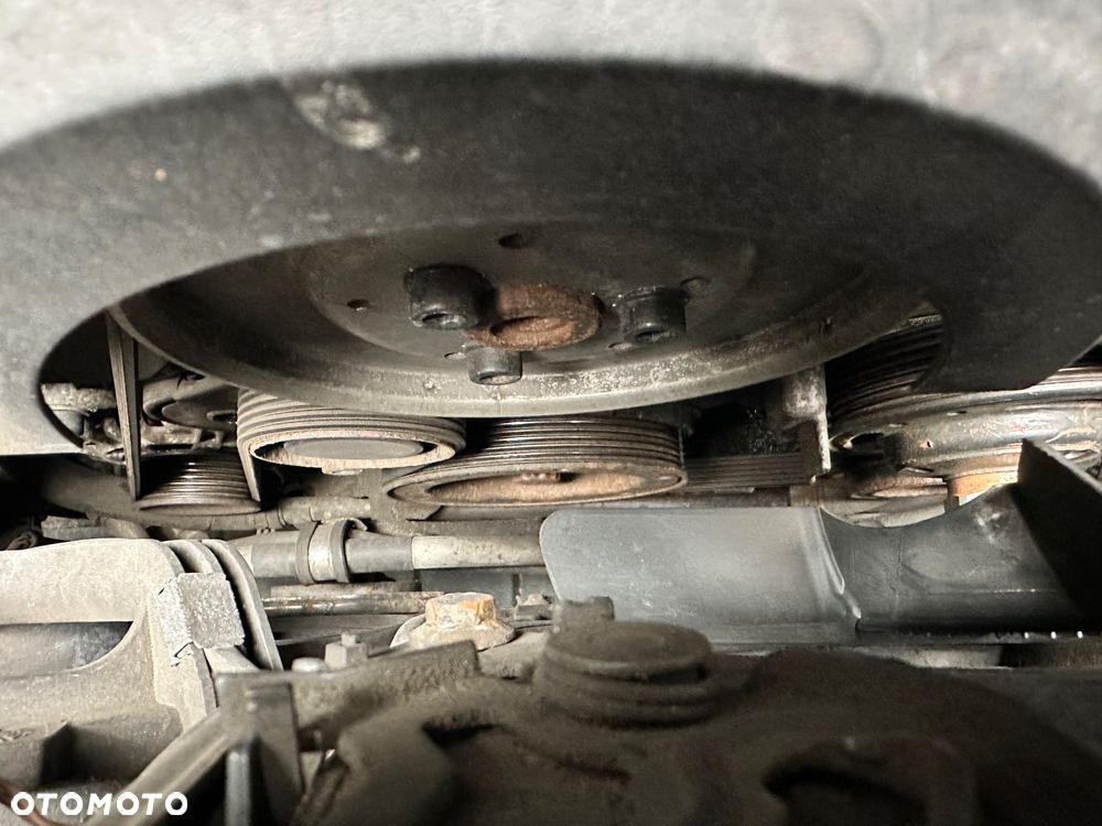 Volkswagen Passat 2.8 V6 4Mot Highline Tiptr - 29