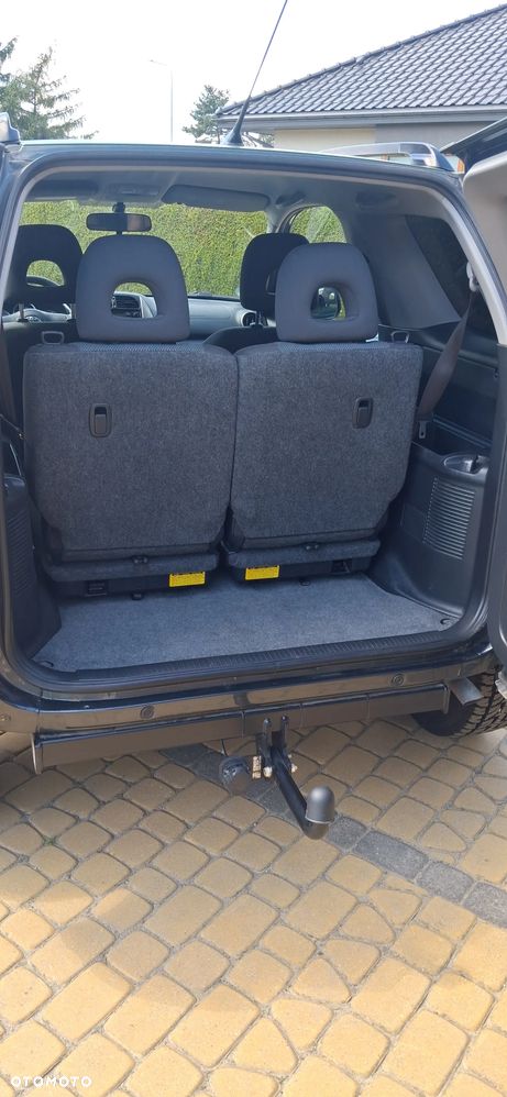 Toyota RAV4 - 12