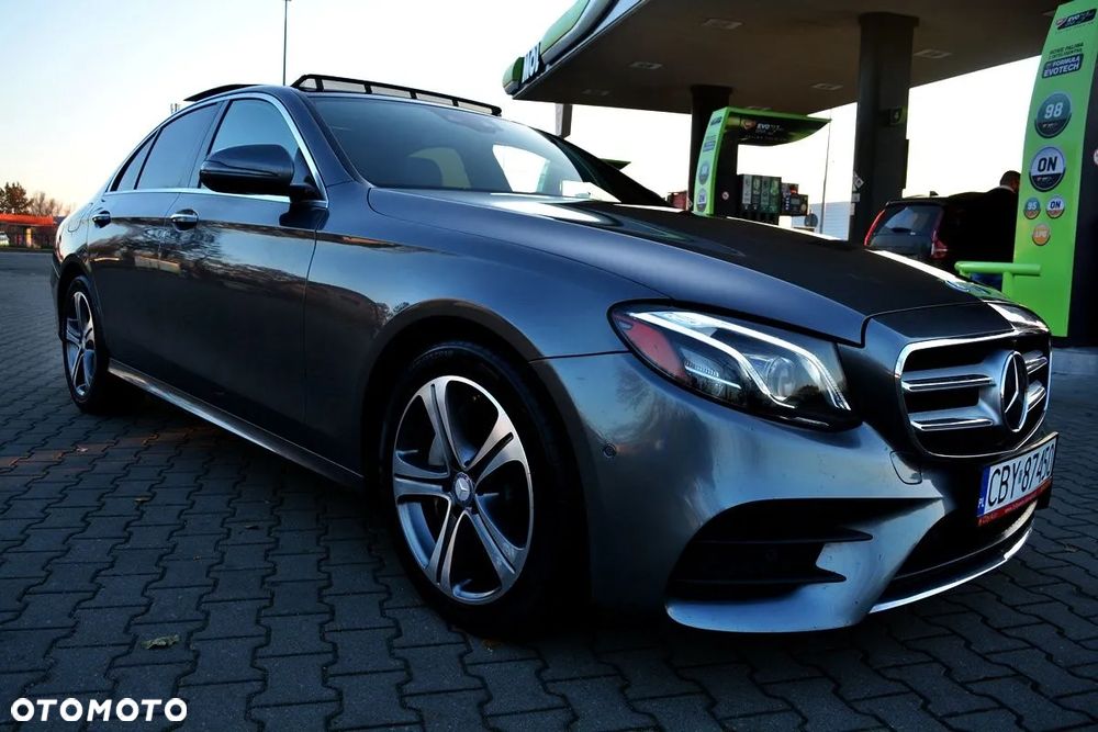 Mercedes-Benz Klasa E 250 9G-TRONIC AMG Line - 19