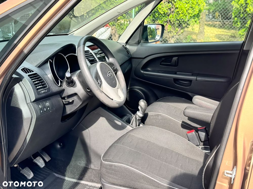 Kia Venga 1.4 M - 14