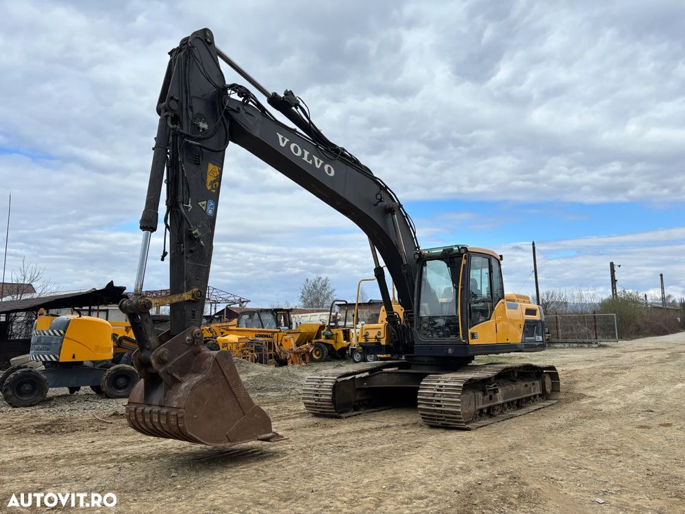 Volvo EC220DL - 3