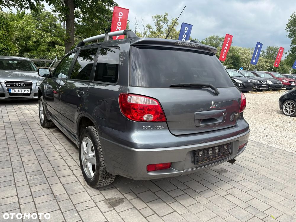 Mitsubishi Outlander 2.0 Comfort - 2