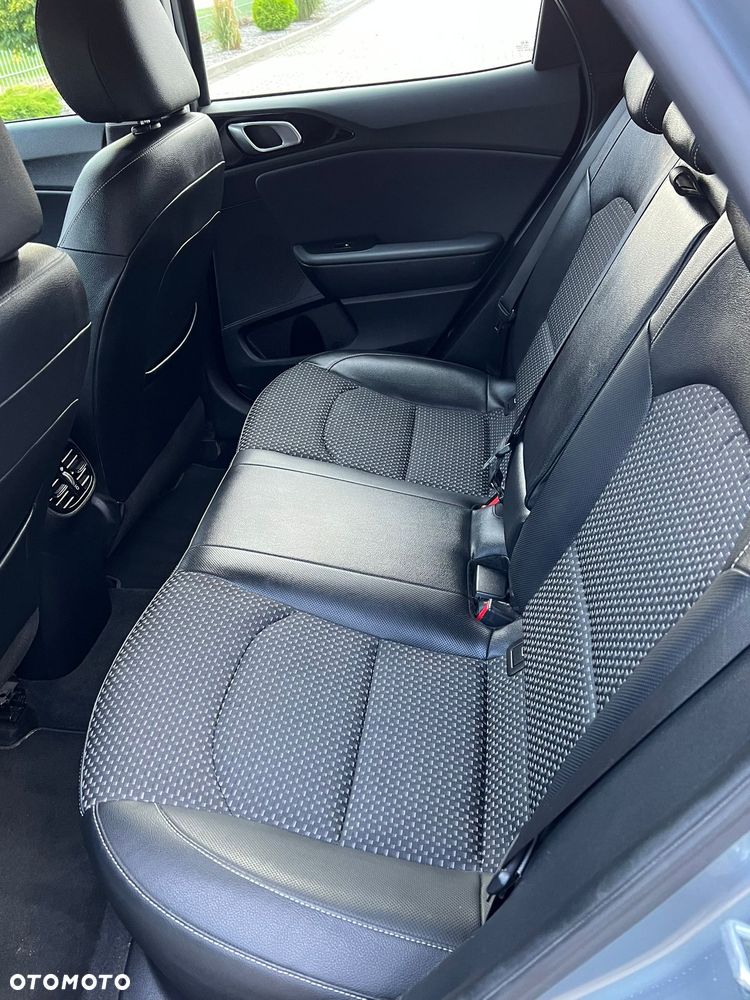 Kia XCeed 1.6 CRDi mHEV Prestige Line DCT - 26