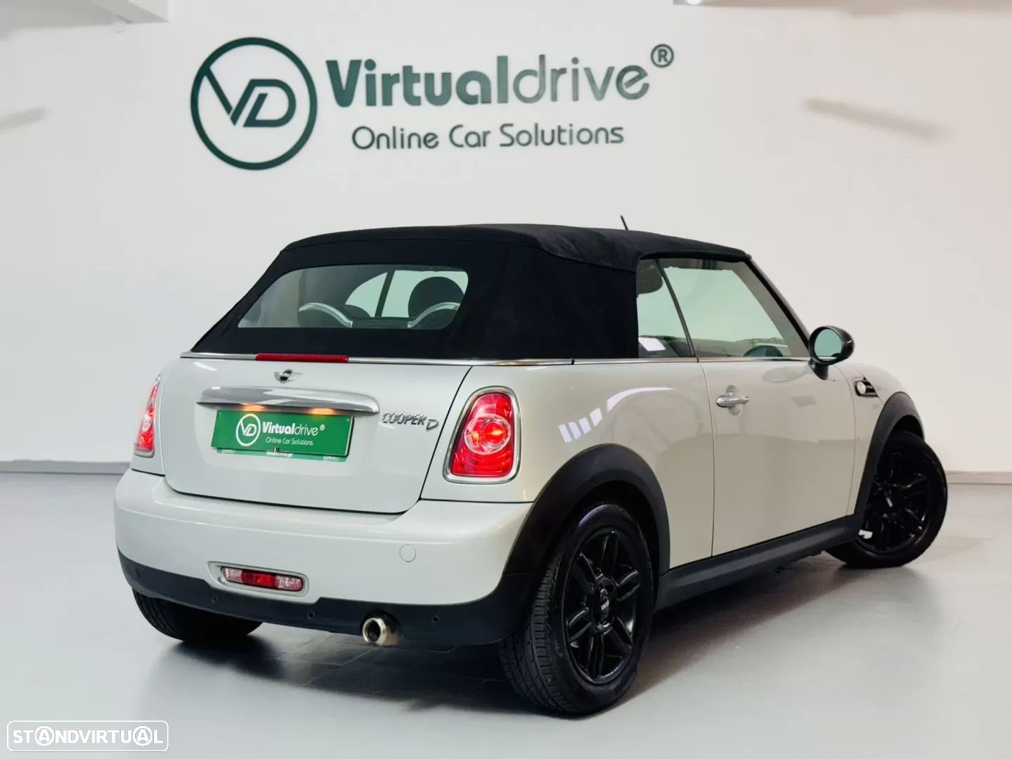 MINI Cabrio Cooper D - 25