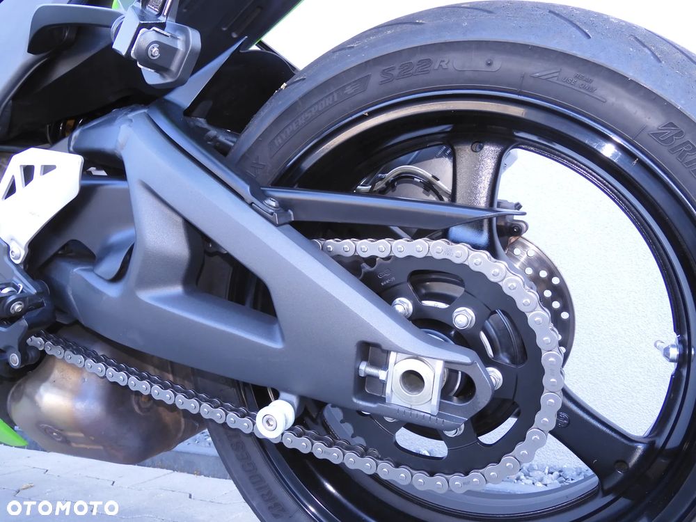 Kawasaki Ninja - 34