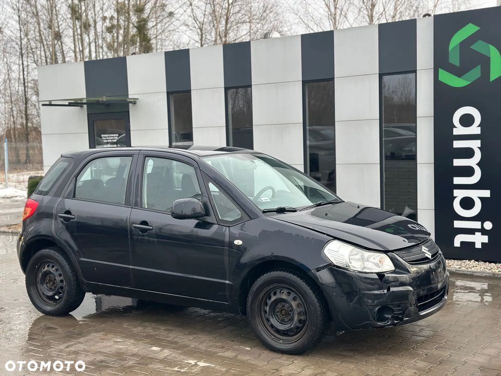 Suzuki SX4 - 1
