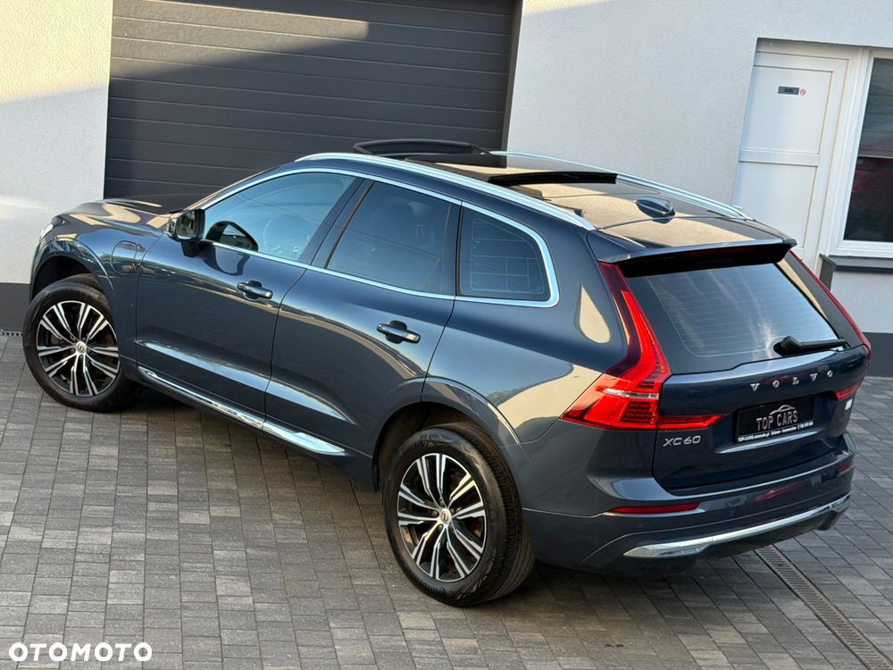 Volvo XC 60 T6 Plug-In Hybrid AWD Inscription - 4
