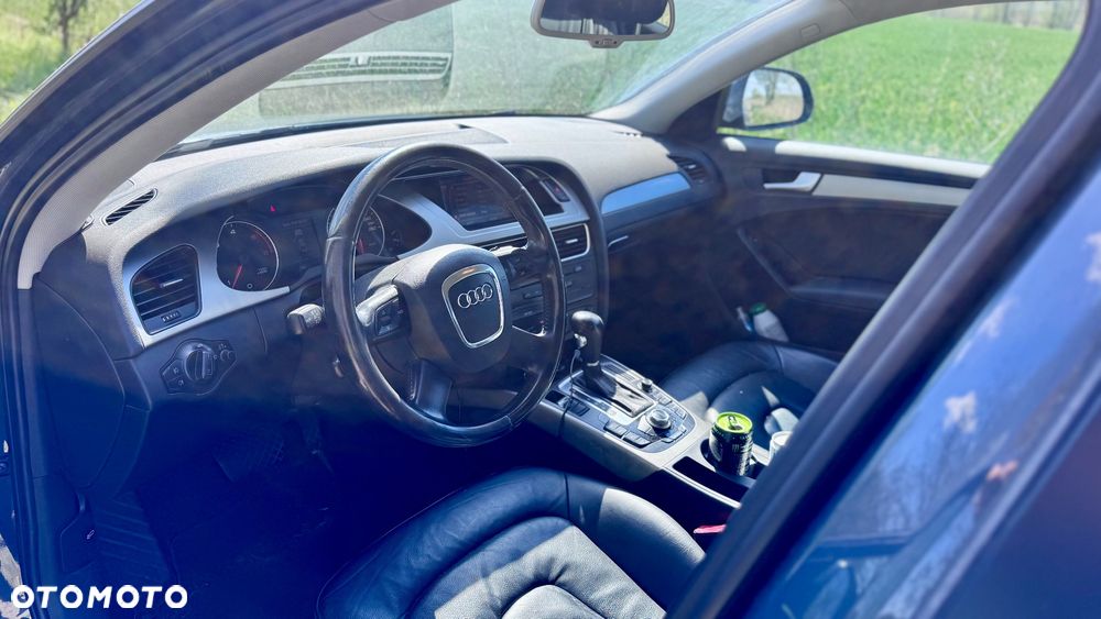 Audi A4 Limousine - 21