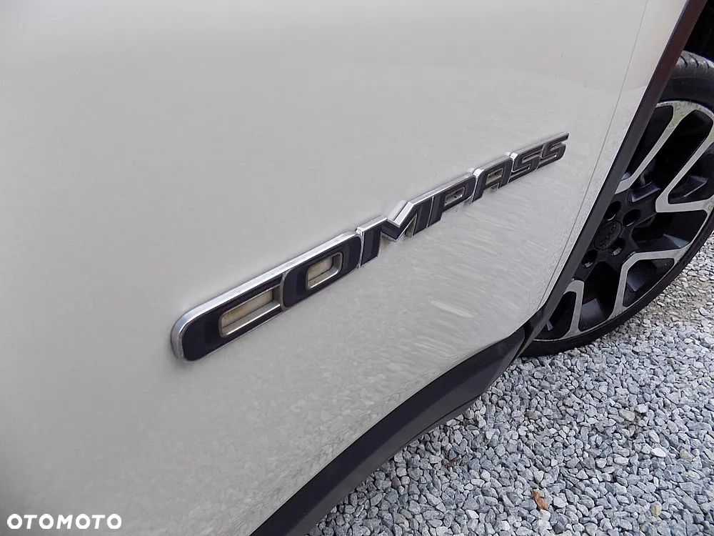 Jeep Compass 1.4 MultiAir Limited - 26