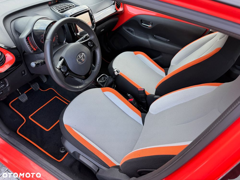 Toyota Aygo x-cite - 22