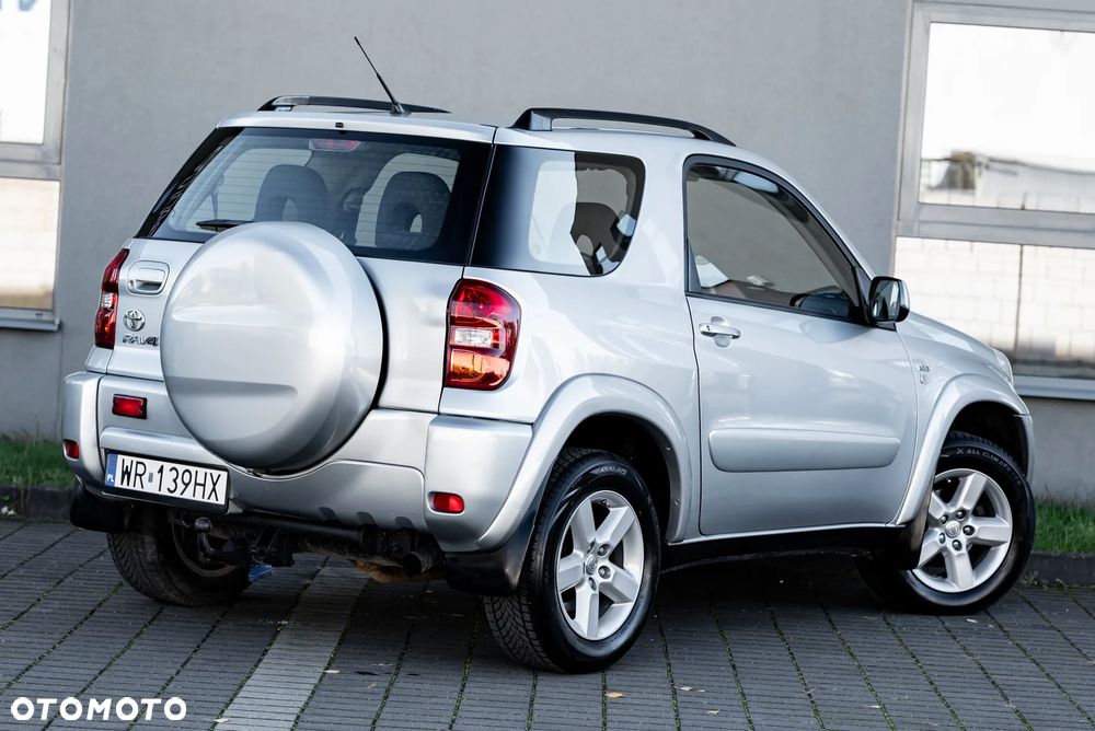 Toyota RAV4 D-4D 4x4 Sol - 19