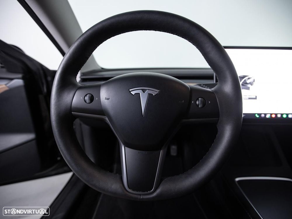 Tesla Model 3 Standard RWD - 19