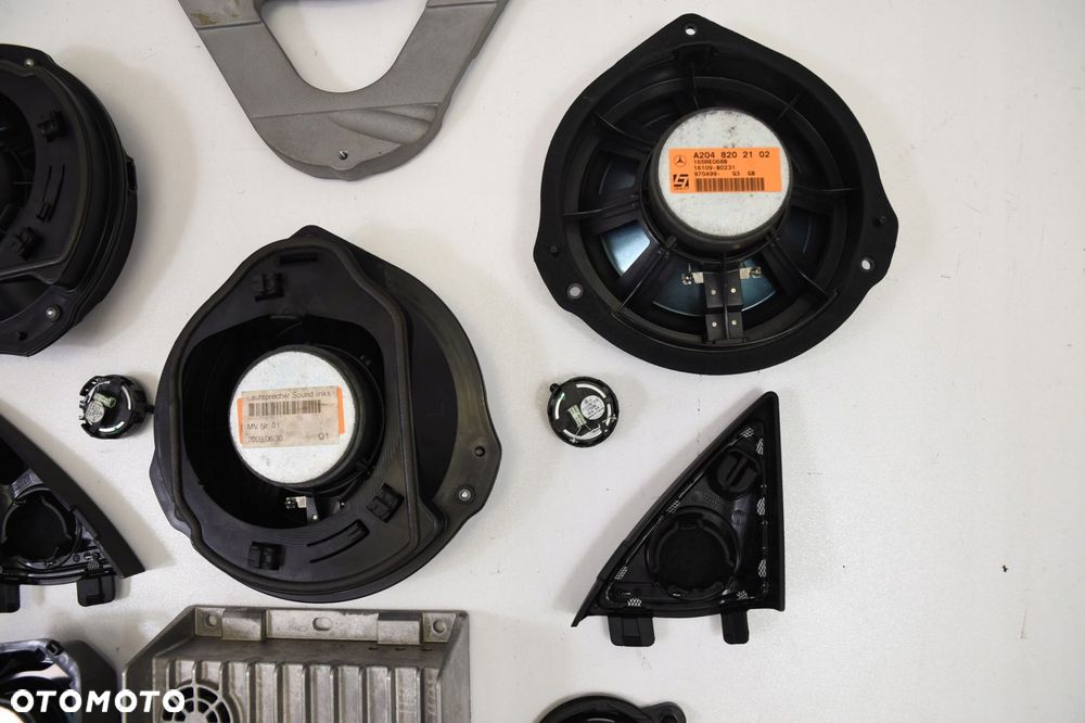 MERCEDES E KLASA W207 NAGŁOŚNIENIE HARMAN KARDON - 10