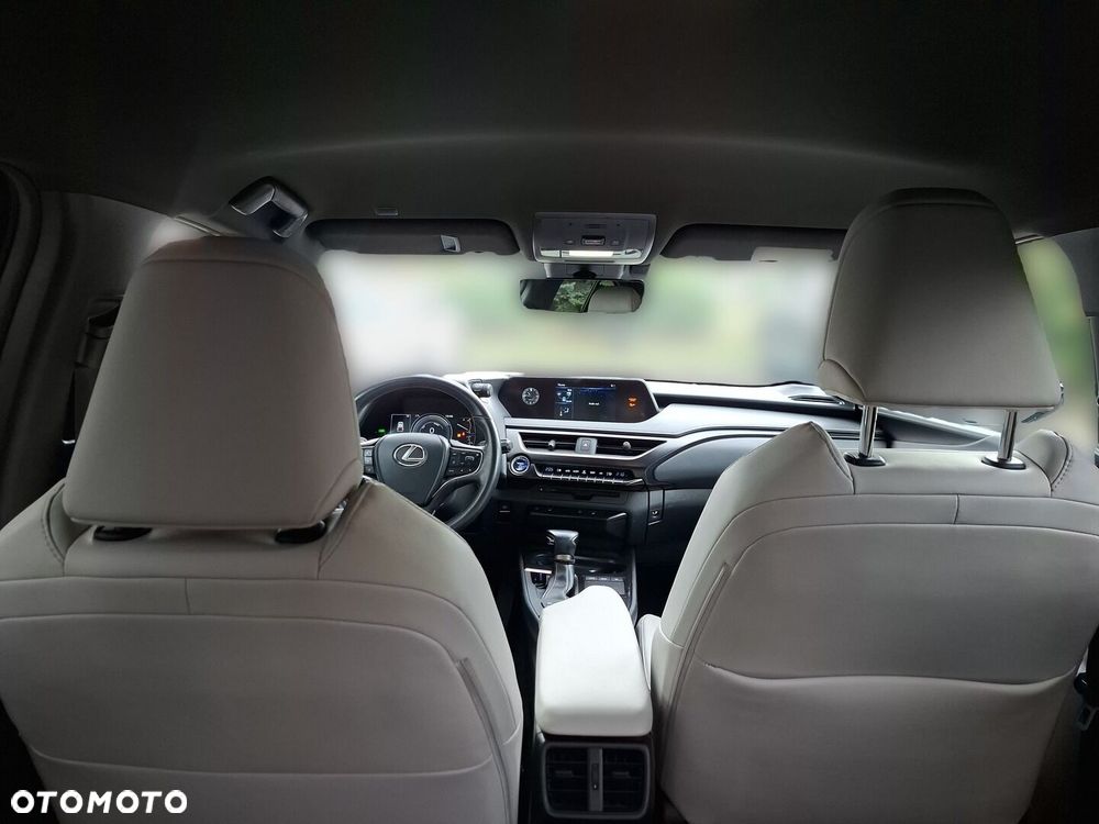 Lexus UX - 26