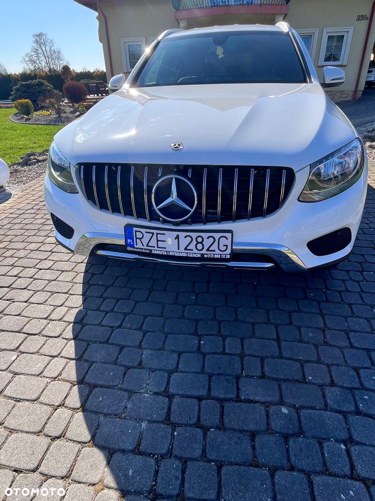 Mercedes-Benz GLC 300 4Matic 9G-TRONIC - 3