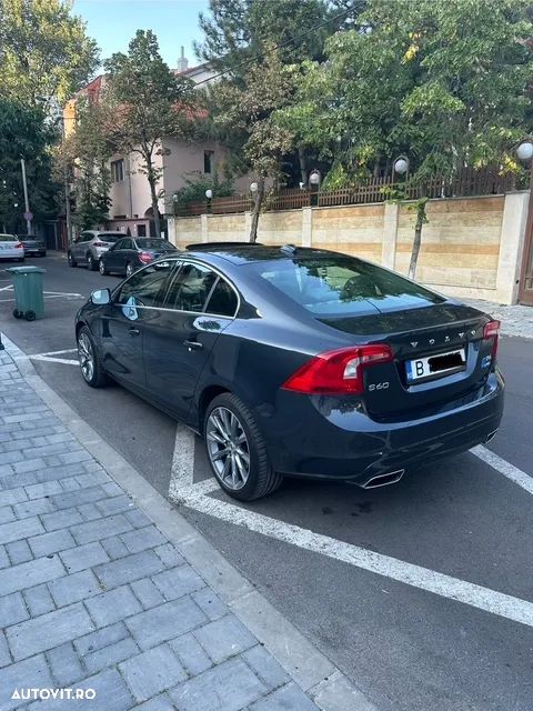 Volvo S60 - 4