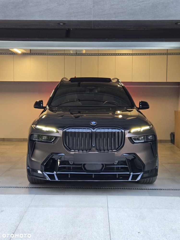 BMW X7 xDrive40d mHEV Individual Edition sport - 4
