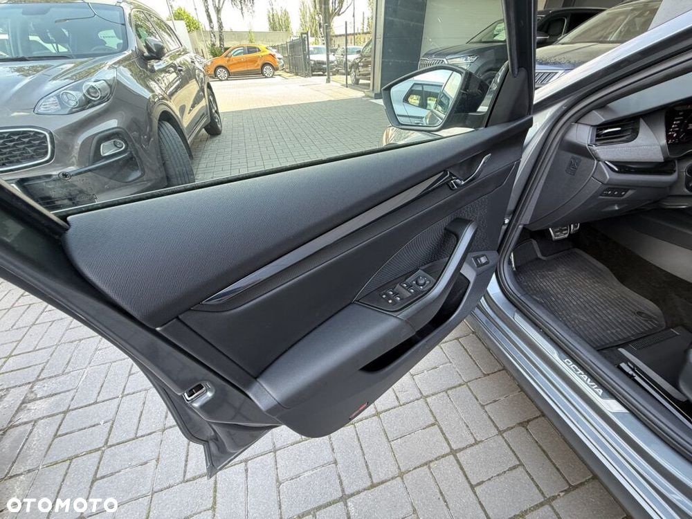 Skoda Octavia 1.5 TSI e-Tec Sportline DSG - 24