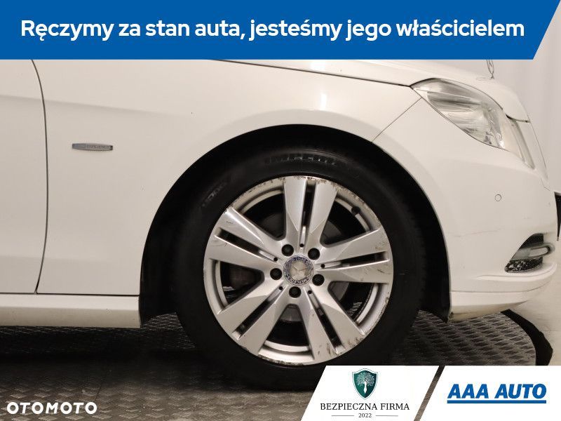 Mercedes-Benz Klasa E - 17