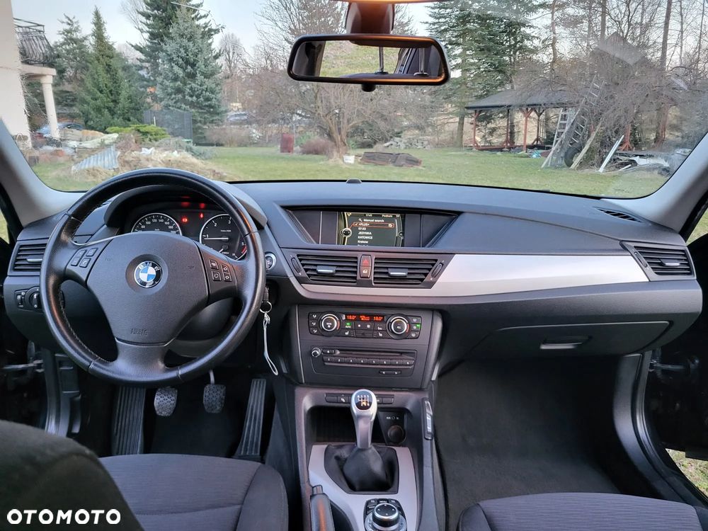 BMW X1 xDrive18d - 8