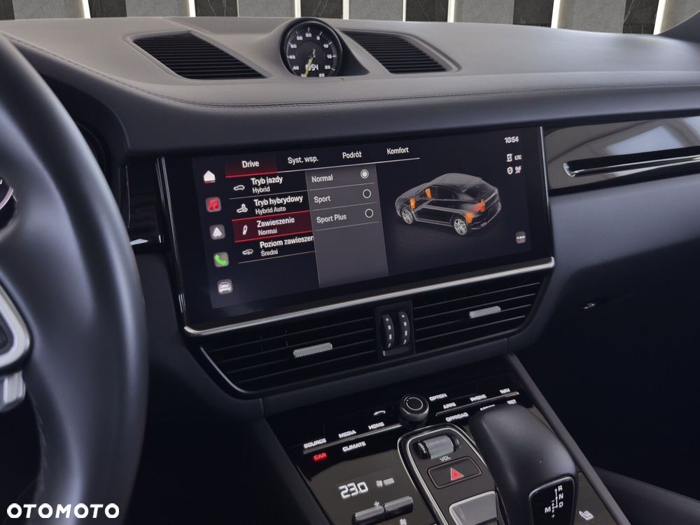 Porsche Cayenne - 21