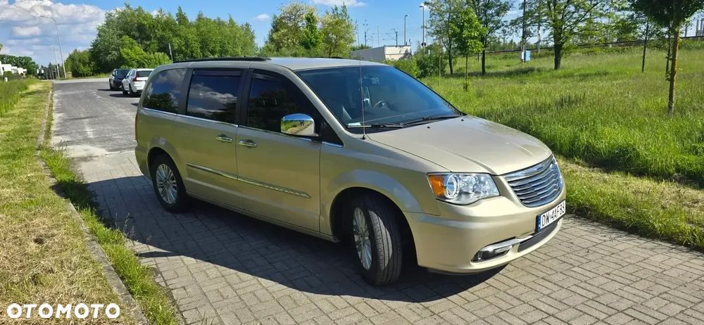 Chrysler Town & Country 3.6 Limited - 2