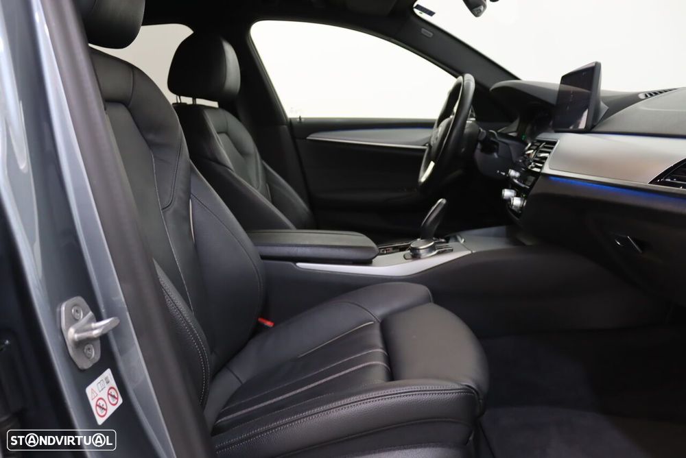 BMW 530 e Line Luxury - 7