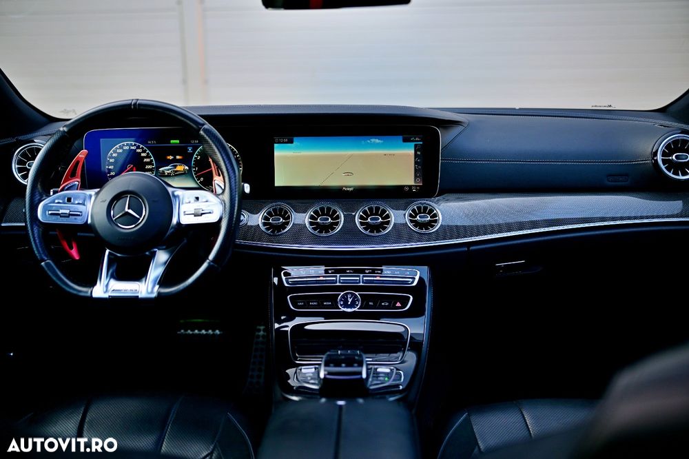 Mercedes-Benz CLS - 13