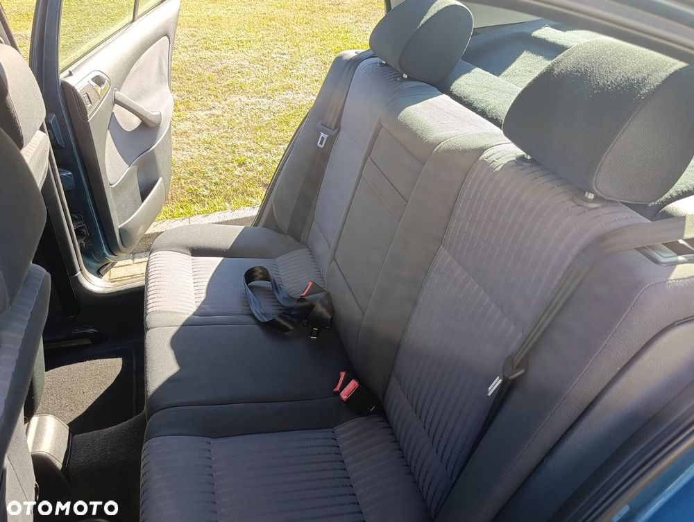 Skoda Octavia 1.8T Elegance - 18
