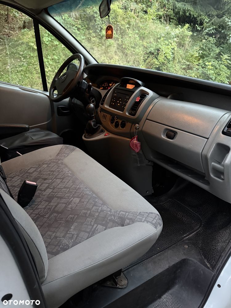 Opel Vivaro - 5