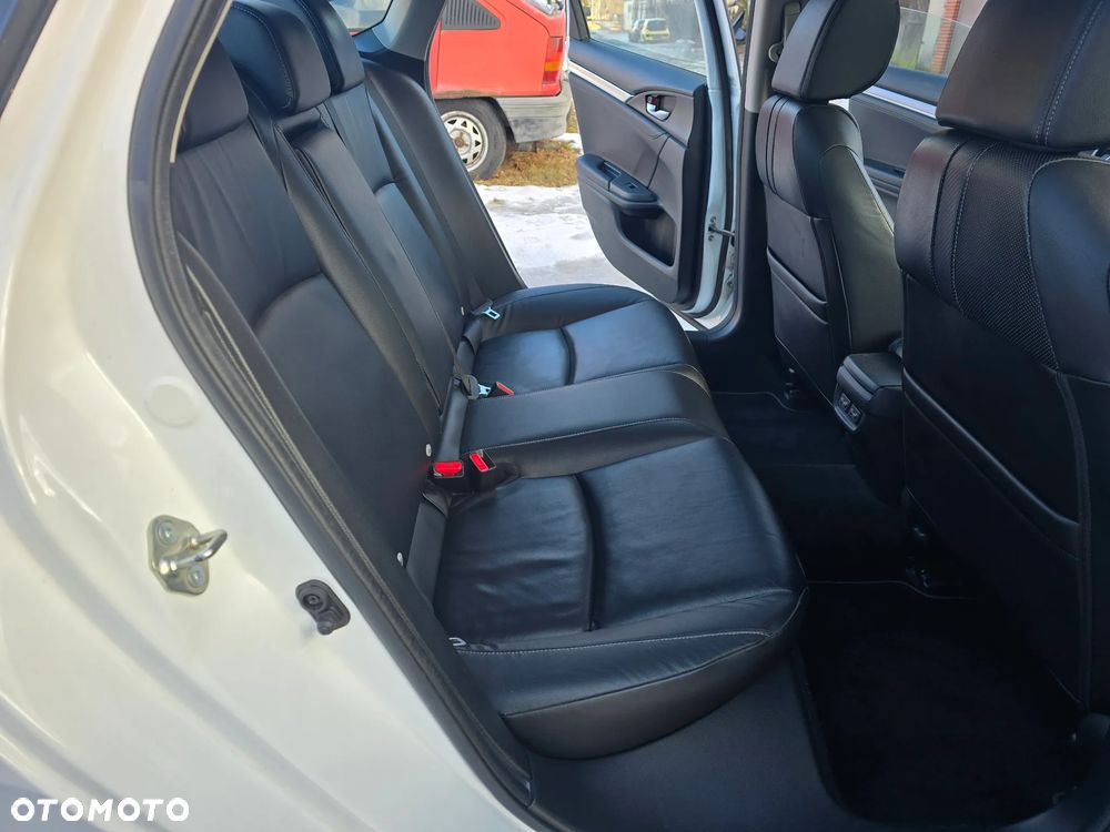 Honda Civic 1.5 i-VTEC Turbo CVT Executive - 18